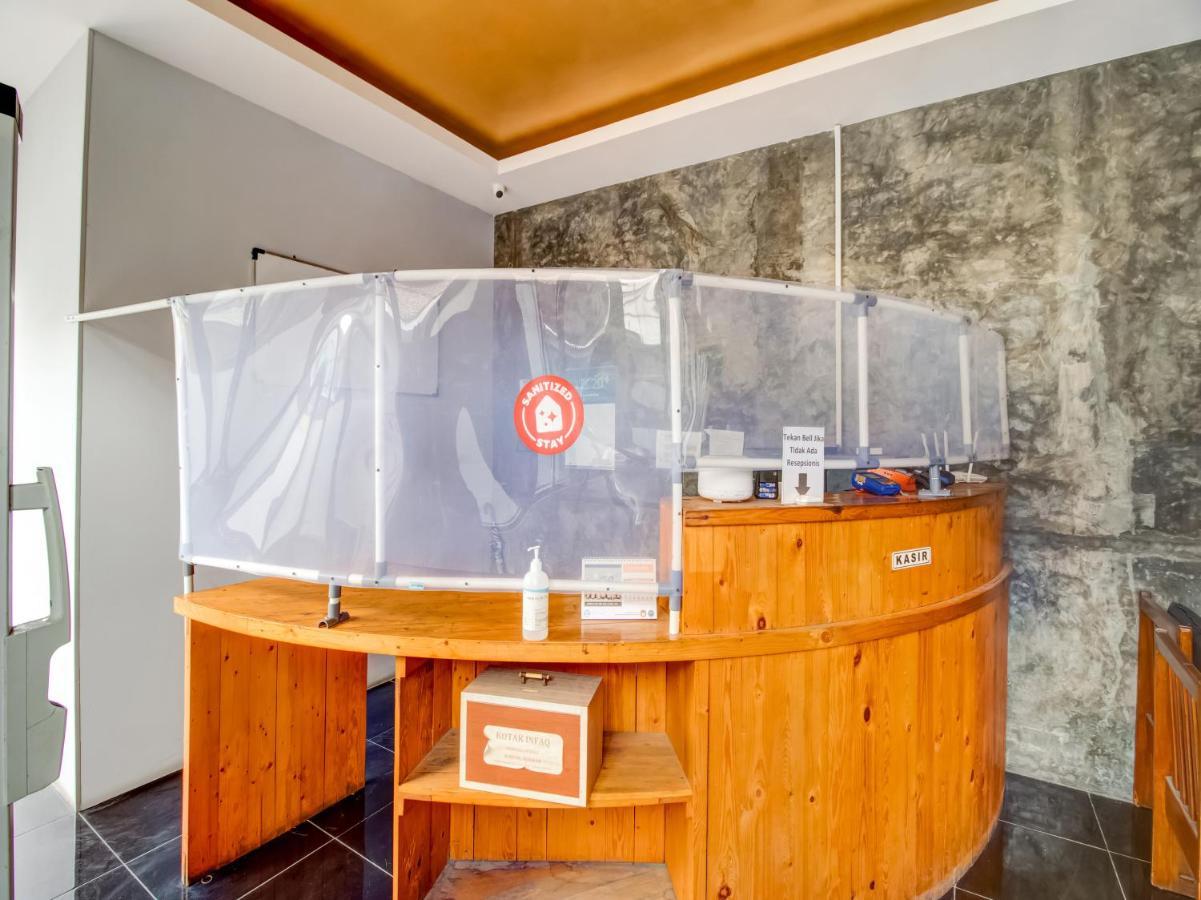 Oyo 3750 Elder Guest House Bandung Exterior photo