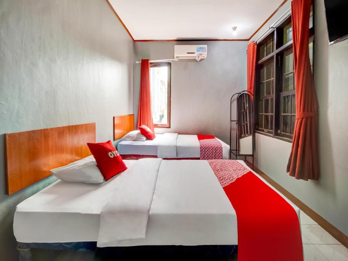 Oyo 3750 Elder Guest House Bandung Exterior photo